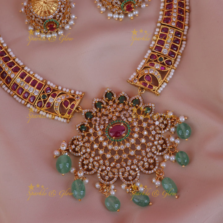 Exquisite Green & Gold Necklace Set for Weddings