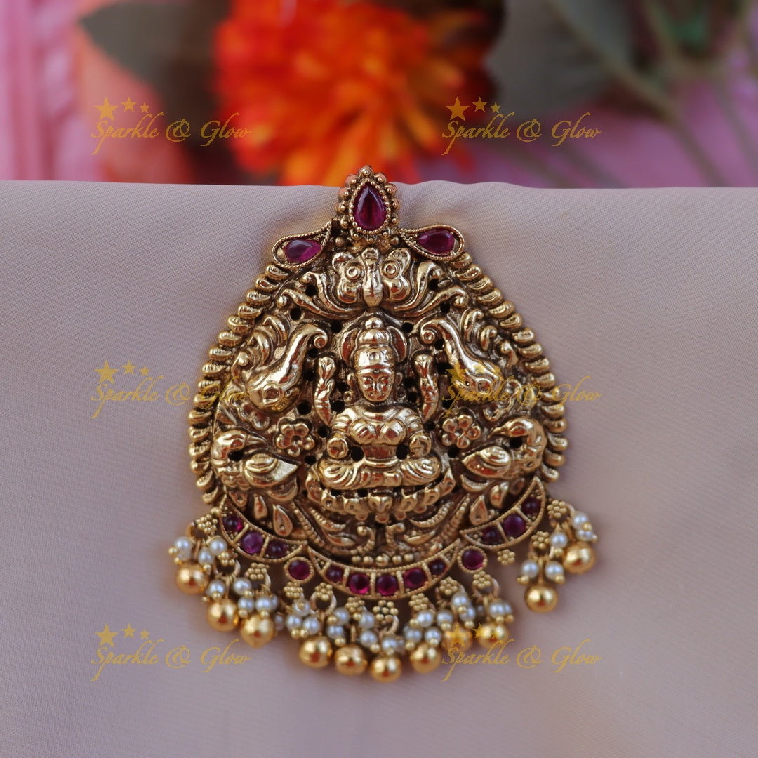 Exquisite Lakshmi Jadabilla Hair Accessory for Weddings