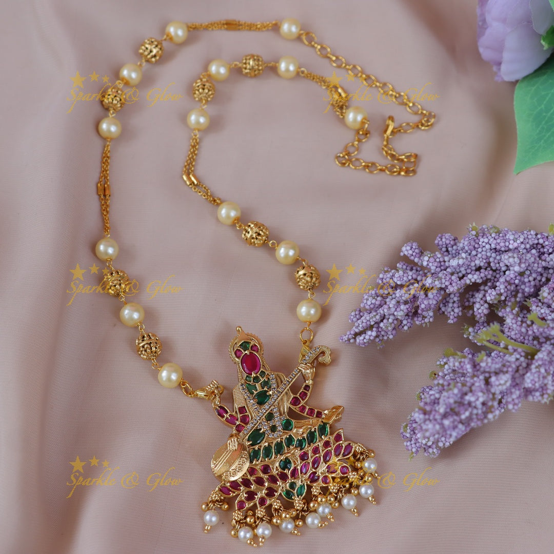 Elegant Saraswati Gold & Pearl Necklace - Festive Glamour