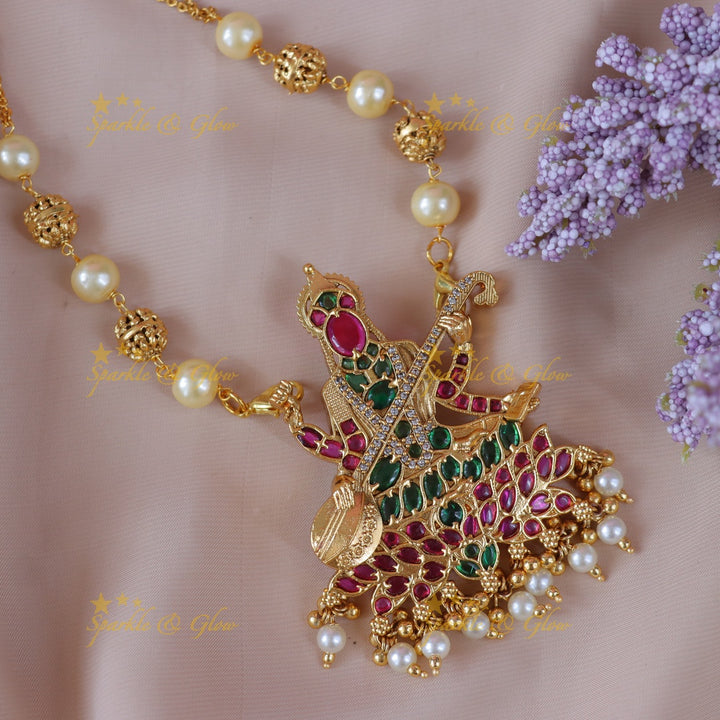Elegant Saraswati Gold & Pearl Necklace - Festive Glamour