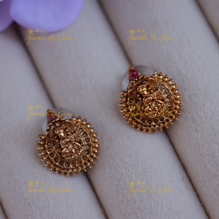Exquisite Lakshmi Necklace Set for Festive Elegance