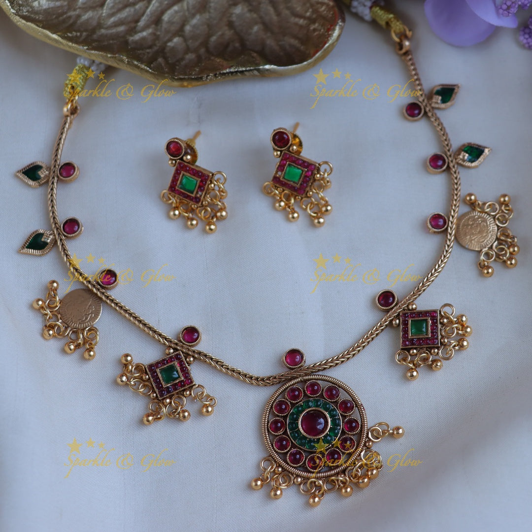 Exquisite Lakshmi Coin Beads Necklace - Golden Elegance