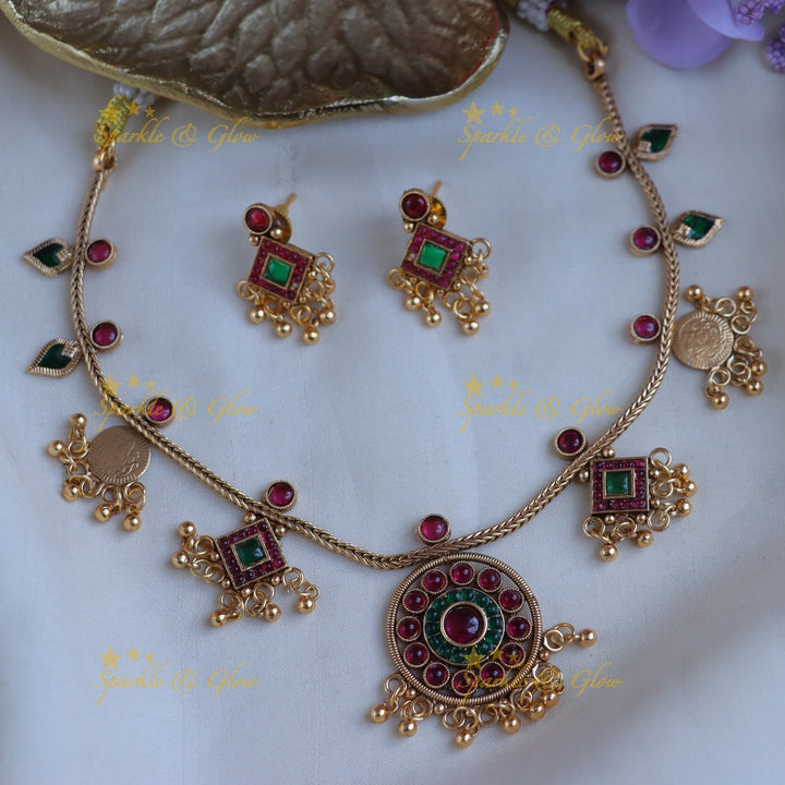 Exquisite Lakshmi Coin Beads Necklace - Golden Elegance