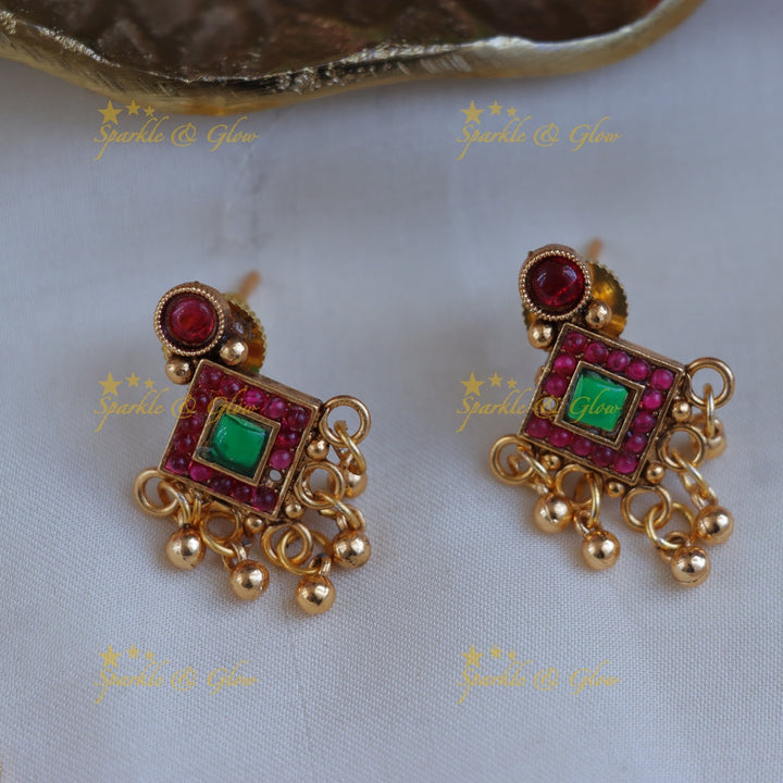 Exquisite Lakshmi Coin Beads Necklace - Golden Elegance