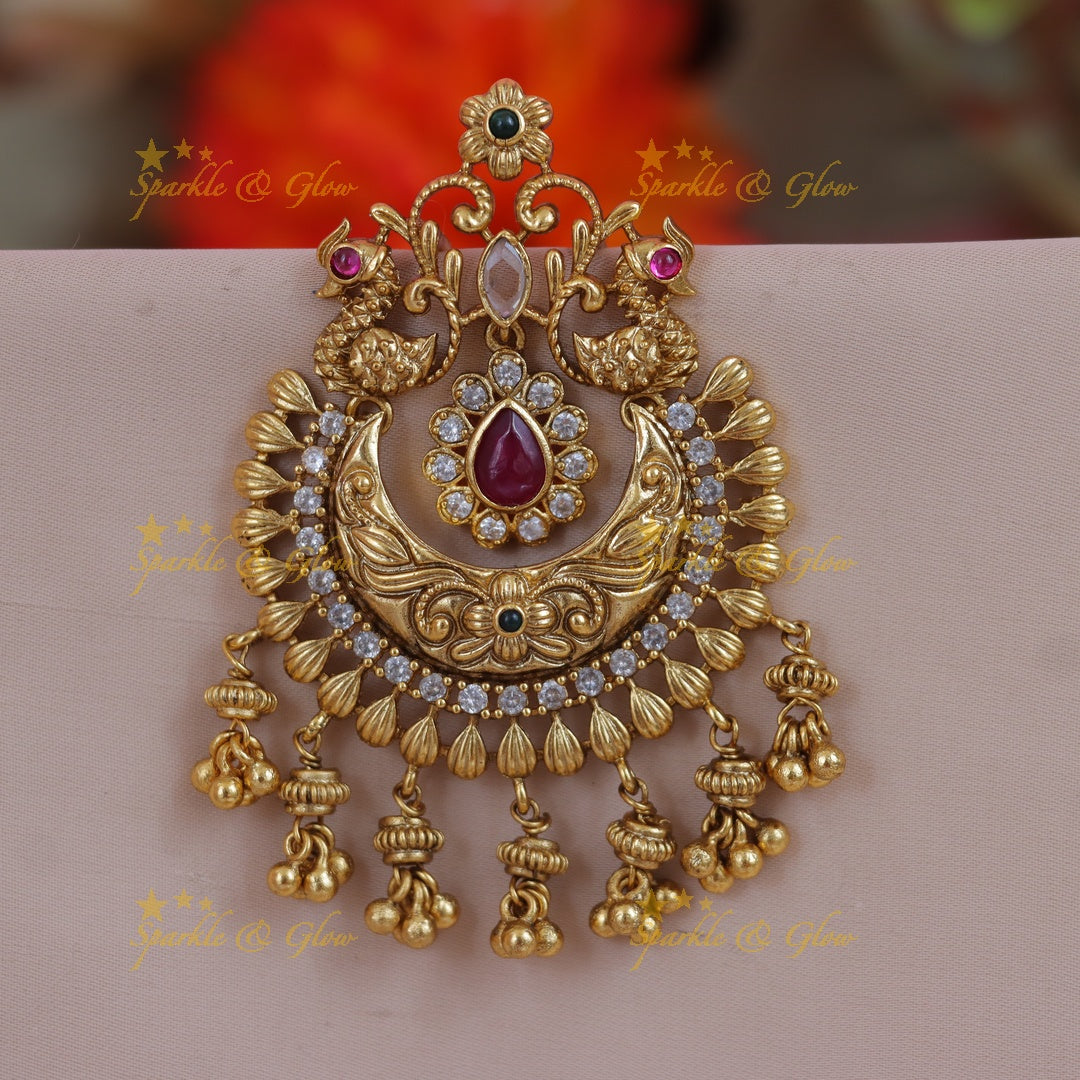 Exquisite Half Moon Jadabilla Hair Accessory