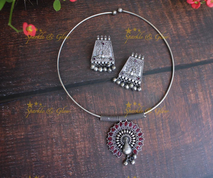 Silve look alike Peacock pipe choker - Green - Sparkle and Glow