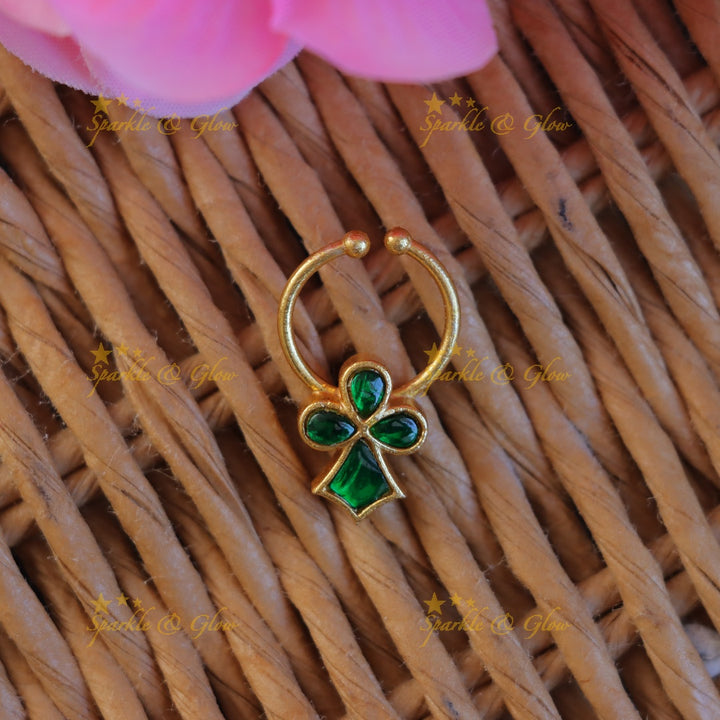 Radiant Gold Leaf Nosepin for Festive Occasions