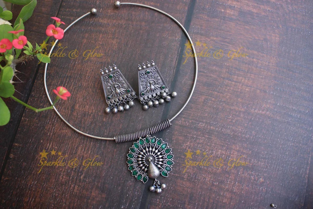 Silve look alike Peacock pipe choker - Green - Sparkle and Glow