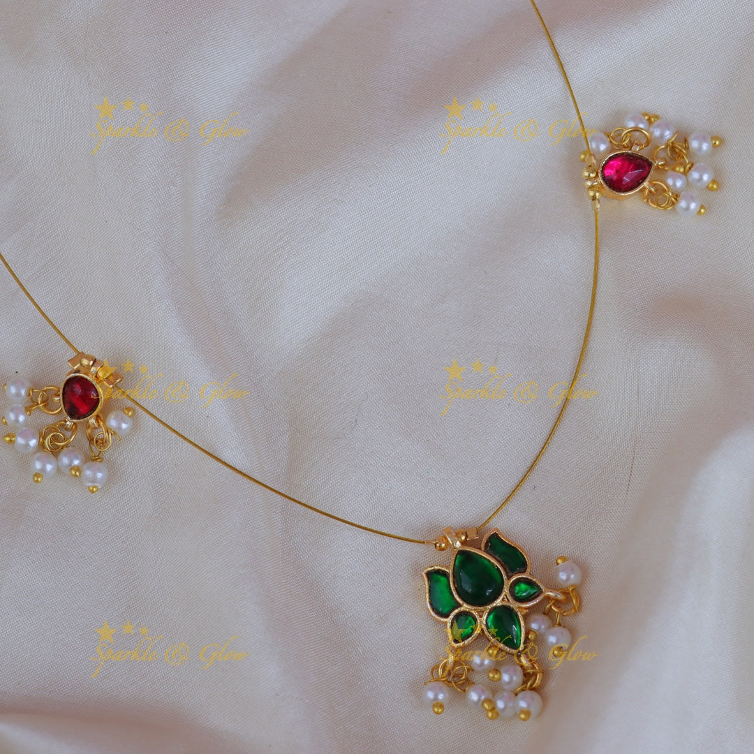 Exquisite Gold Pearl Floral Necklace - New Arrival