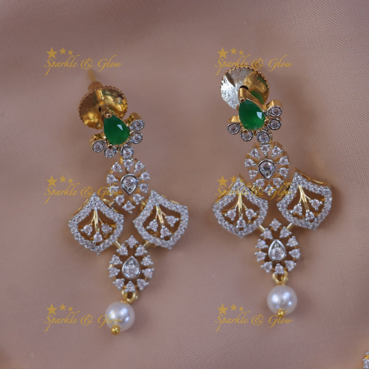 Stunning Festive Gold Necklace Set for Memorable Celebrations