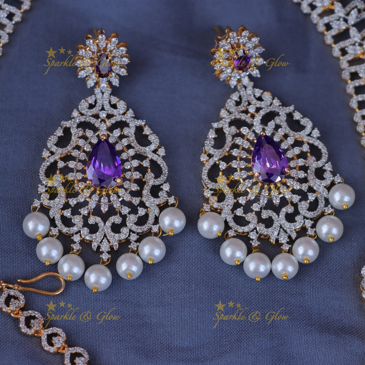 Exquisite Gold-Plated Necklace & Tikka Set for Weddings