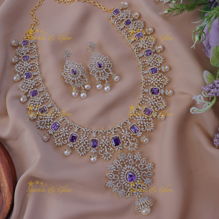 Luxurious Floral Pearl Necklace Set for Weddings