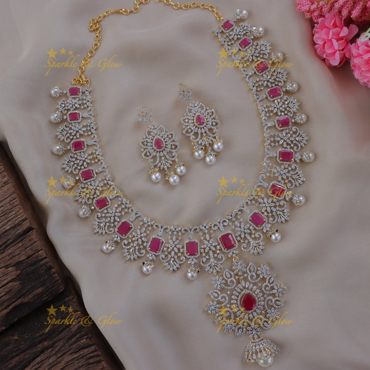Luxurious Floral Pearl Necklace Set for Weddings