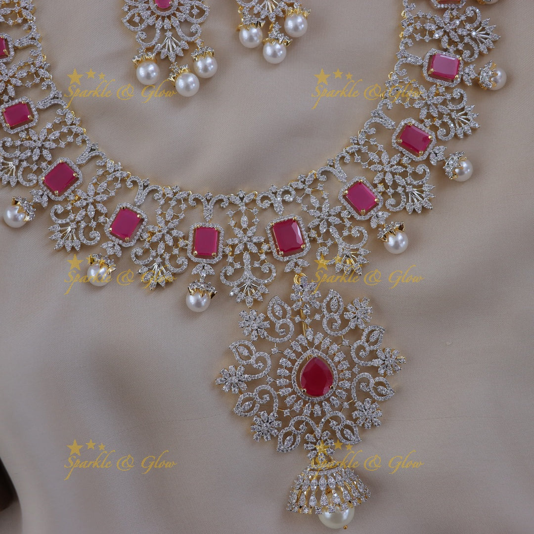 Luxurious Floral Pearl Necklace Set for Weddings