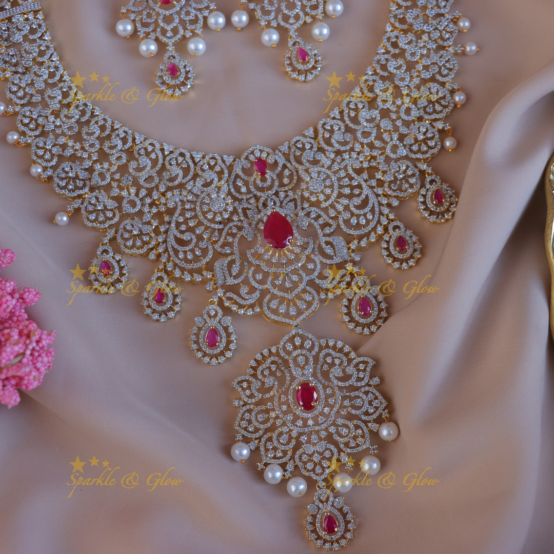 Elegant Gold Polish Necklace Set for Festive Occasions