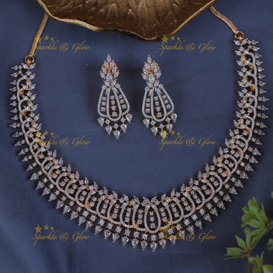 Exquisite Gold-Plated Floral Stone Necklace Set