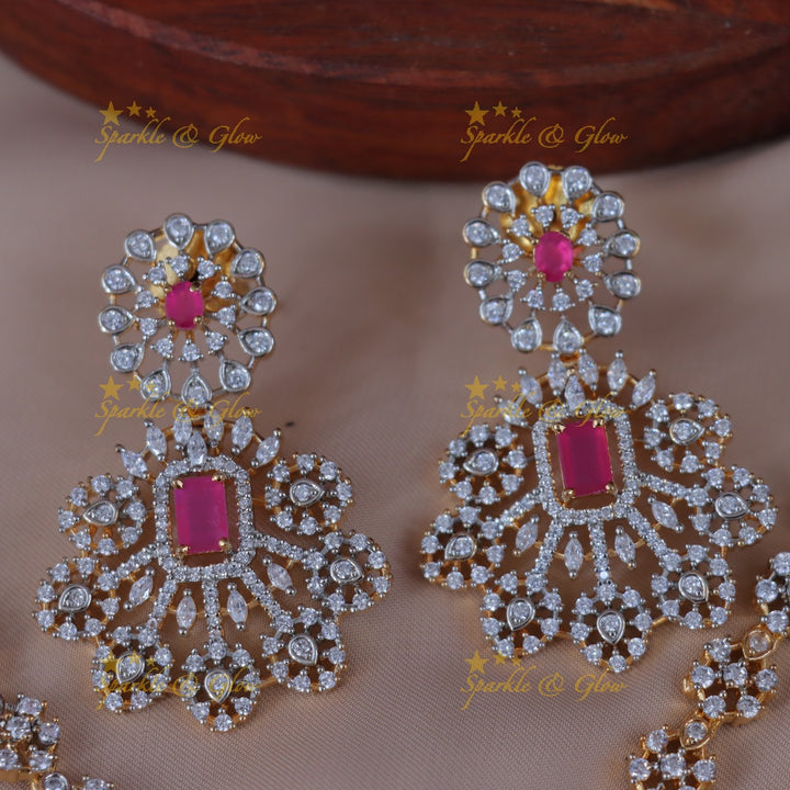 Exquisite Floral Necklace Set for Special Occasions