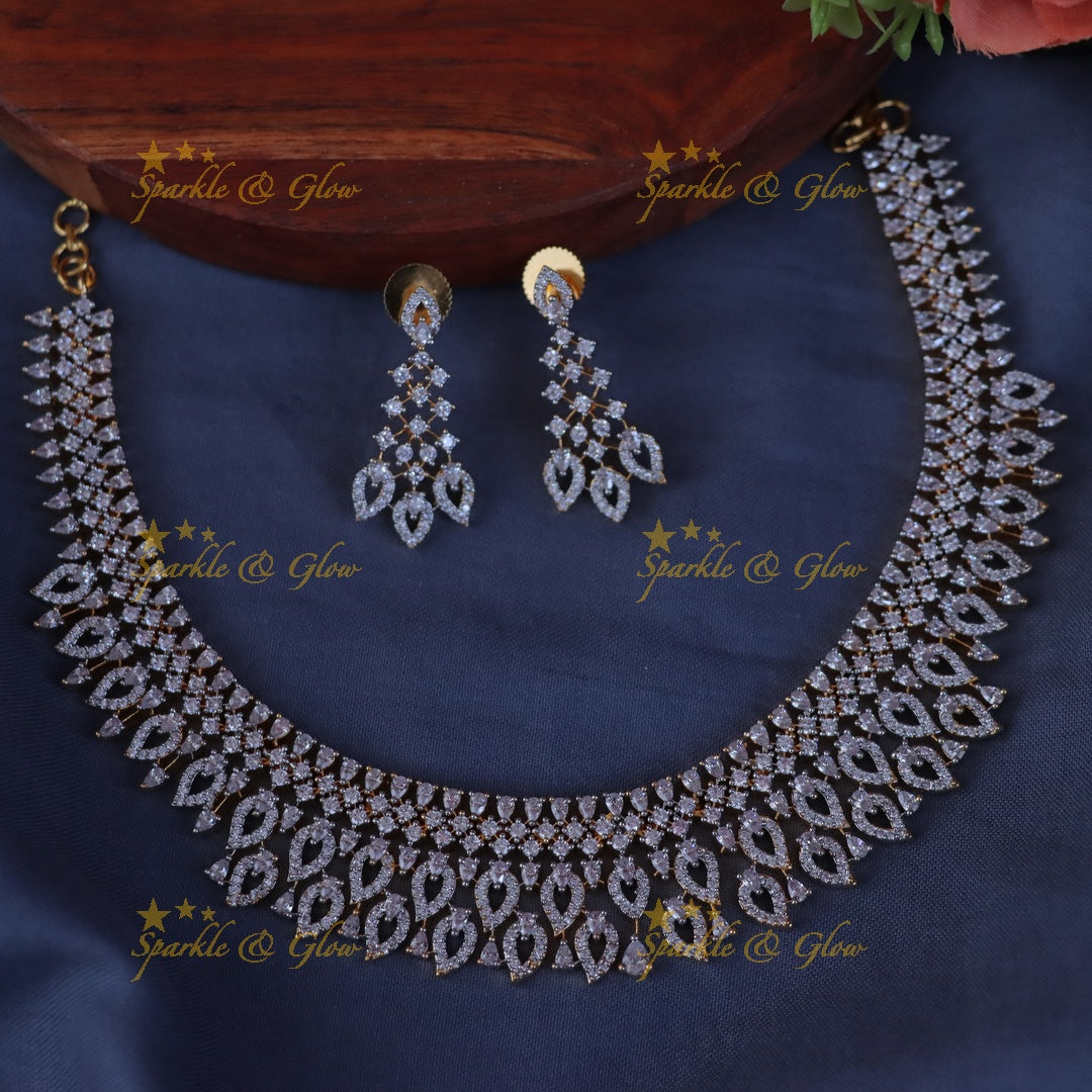 Exquisite Mango Design Necklace for Weddings