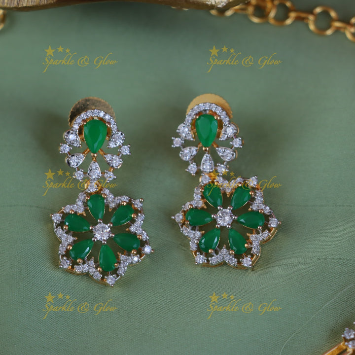 Exquisite Floral Gold Necklace for Special Events