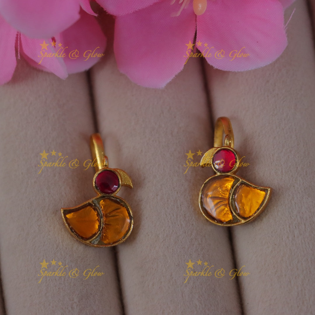 Exquisite Parrot Bugadi Earrings in Gold for Celebrations