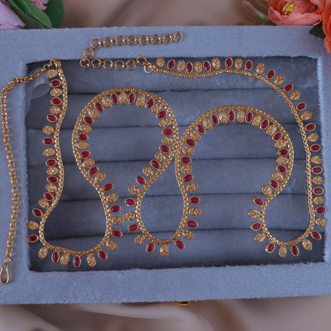 Exquisite Gold Floral Hipchain for Wedding Elegance