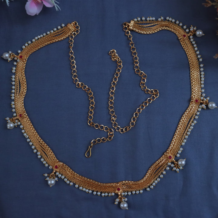 Elegant Gold Pearl Hip Chain for Festive Glamour