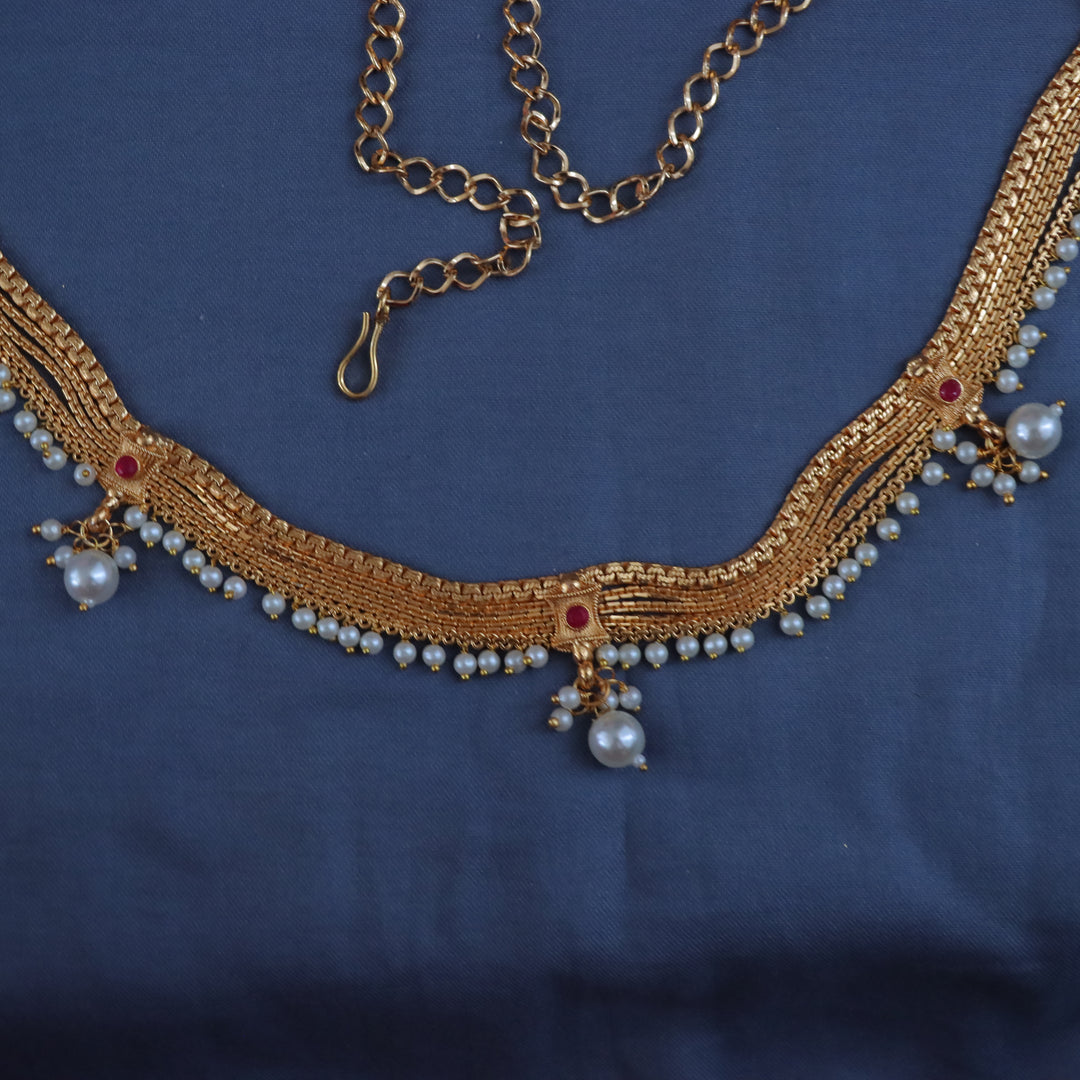 Elegant Gold Pearl Hip Chain for Festive Glamour
