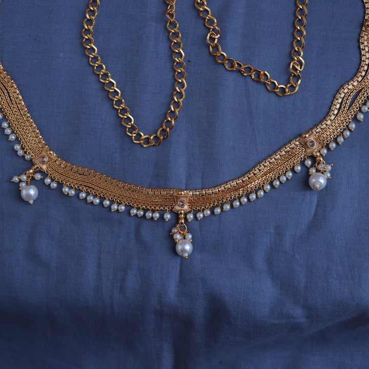 Elegant Gold Pearl Hip Chain for Festive Glamour