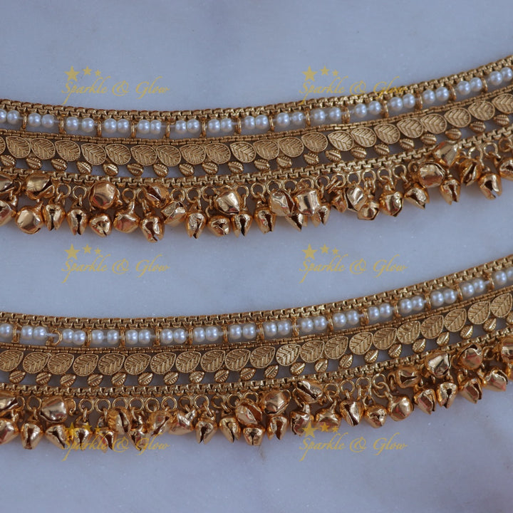 Timeless Pearl Gold Anklet - Elegance for Every Occasion