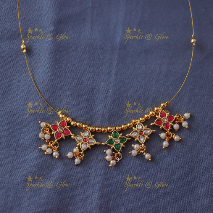 Floral Pearl Necklace for Special Occasions