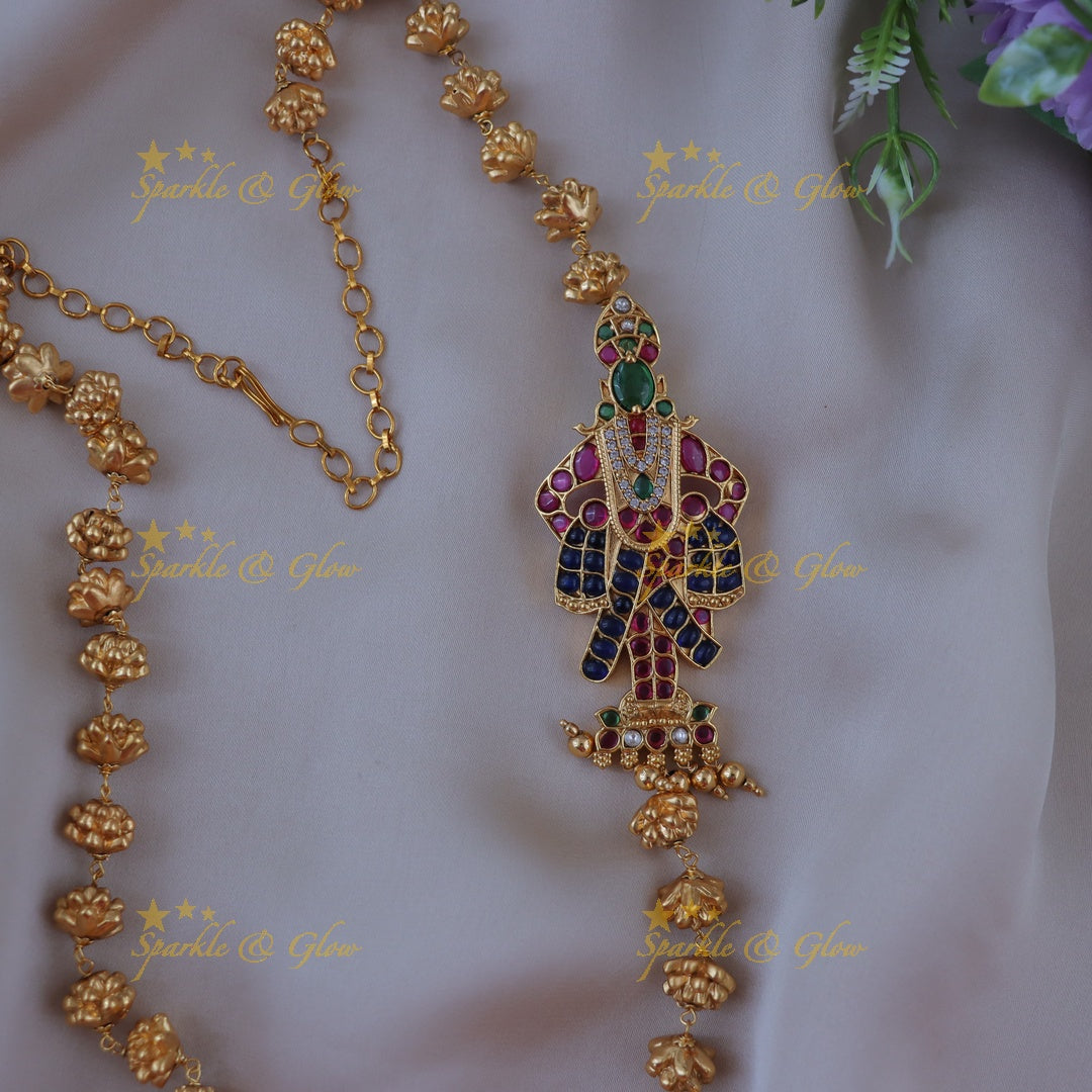 Exquisite Floral Necklace with MOP Chain - Shop Now