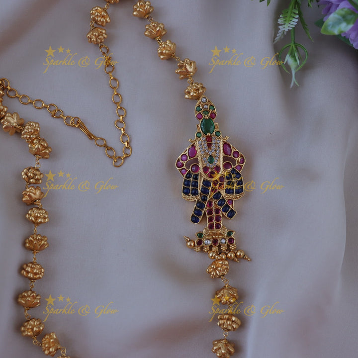 Exquisite Floral Necklace with MOP Chain - Shop Now