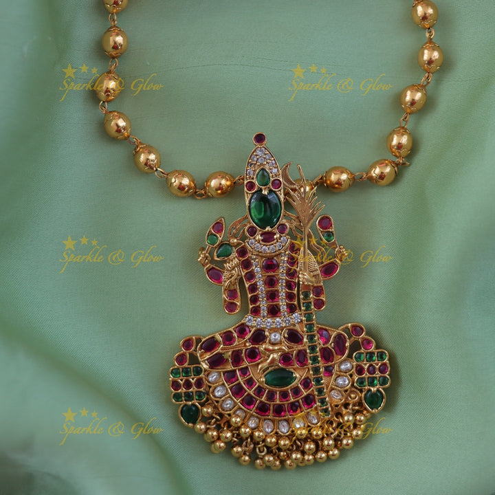 Exquisite Gold Bead Necklace with Pendant for Festive Wear