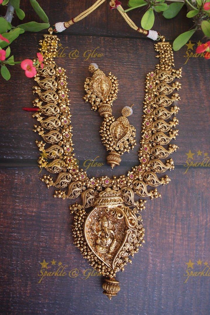 Gold alike polished ganesha long necklace - Pearl Green - Sparkle and Glow