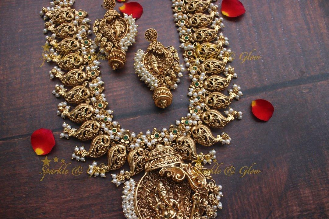Gold alike polished ganesha long necklace - Pearl Green - Sparkle and Glow