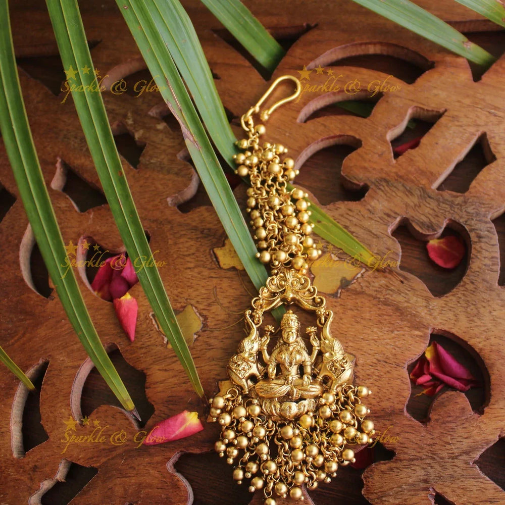 Gold alike Lakshmi single line maang tikka - Pearl - Sparkle and Glow