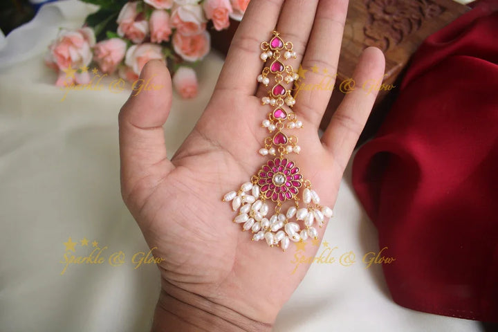 Jadau kundan single line floral maangthika with rice pearls - Sparkle and Glow