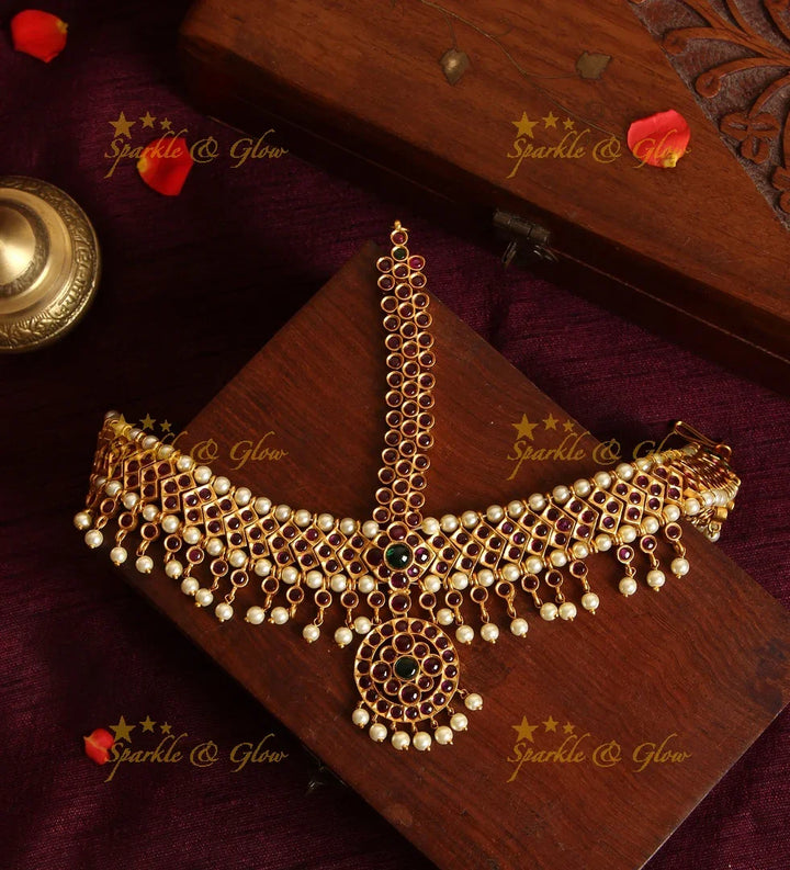 Bridal three sided kemp maang tikka with pearl drops - Sparkle and Glow