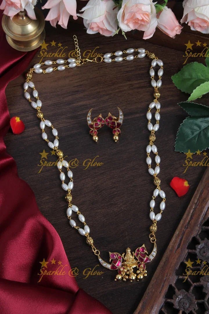 Beautiful Necklace with Lakshmi Peacock Pendent - Green - Sparkle and Glow