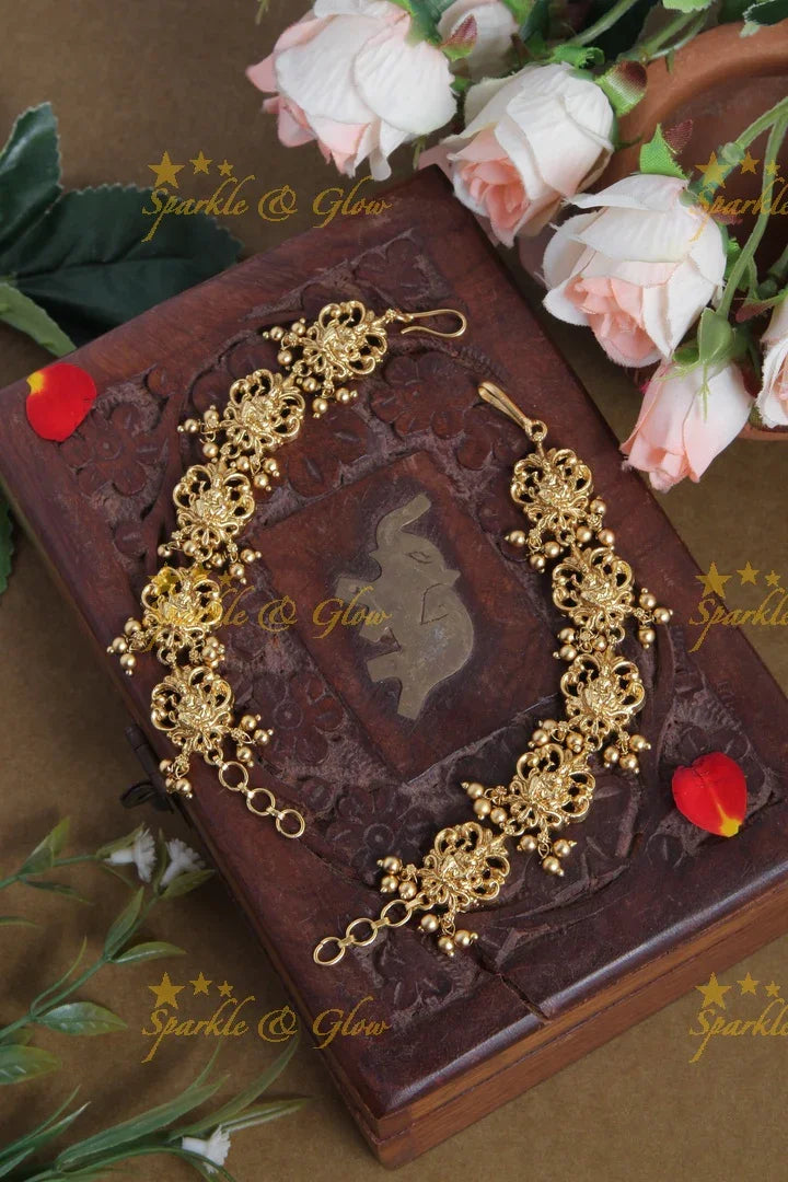 Lakshmi Earchain with Pearls - Sparkle and Glow