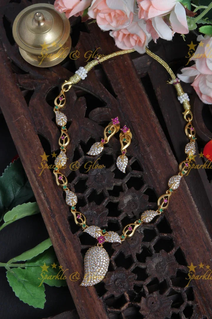 AD Mango necklace - Sparkle and Glow