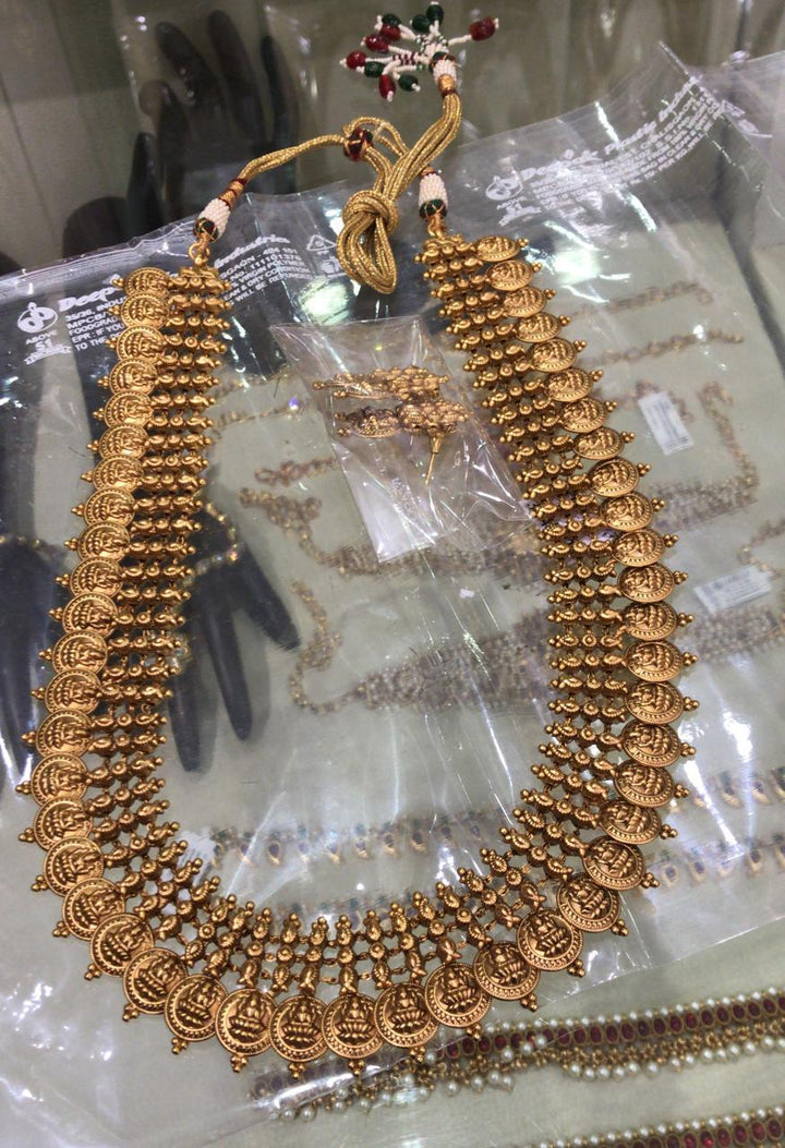 Elegant gold alike polished coin haram - Sparkle and Glow