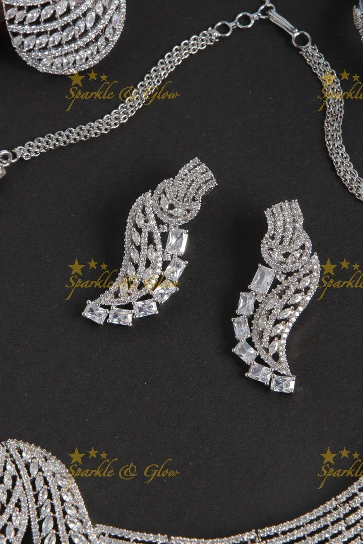 Beautiful silver short western ad necklace with bracelet and ring - Sparkle and Glow