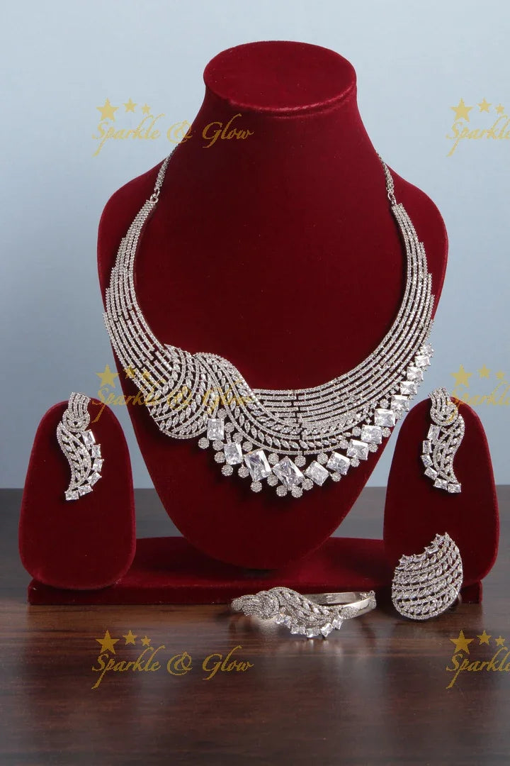 Beautiful silver short western ad necklace with bracelet and ring - Sparkle and Glow