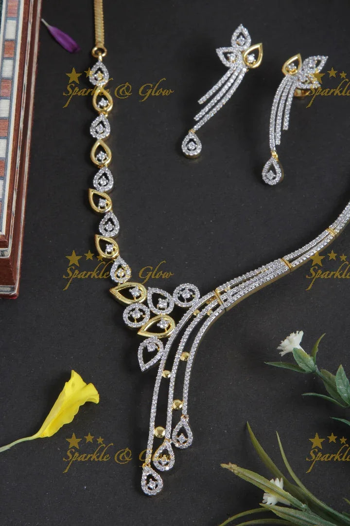 Glorious leaf deisgn AD stone necklace - Sparkle and Glow