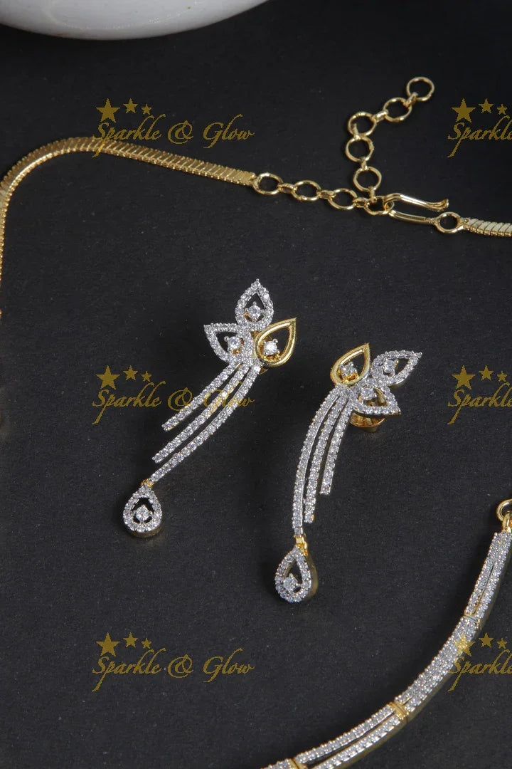 Glorious leaf deisgn AD stone necklace - Sparkle and Glow