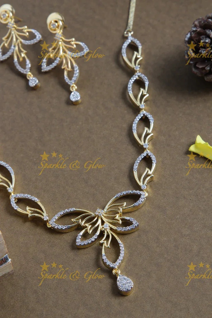 Beautiful leaf heart shaped silver AD stone necklace - Sparkle and Glow