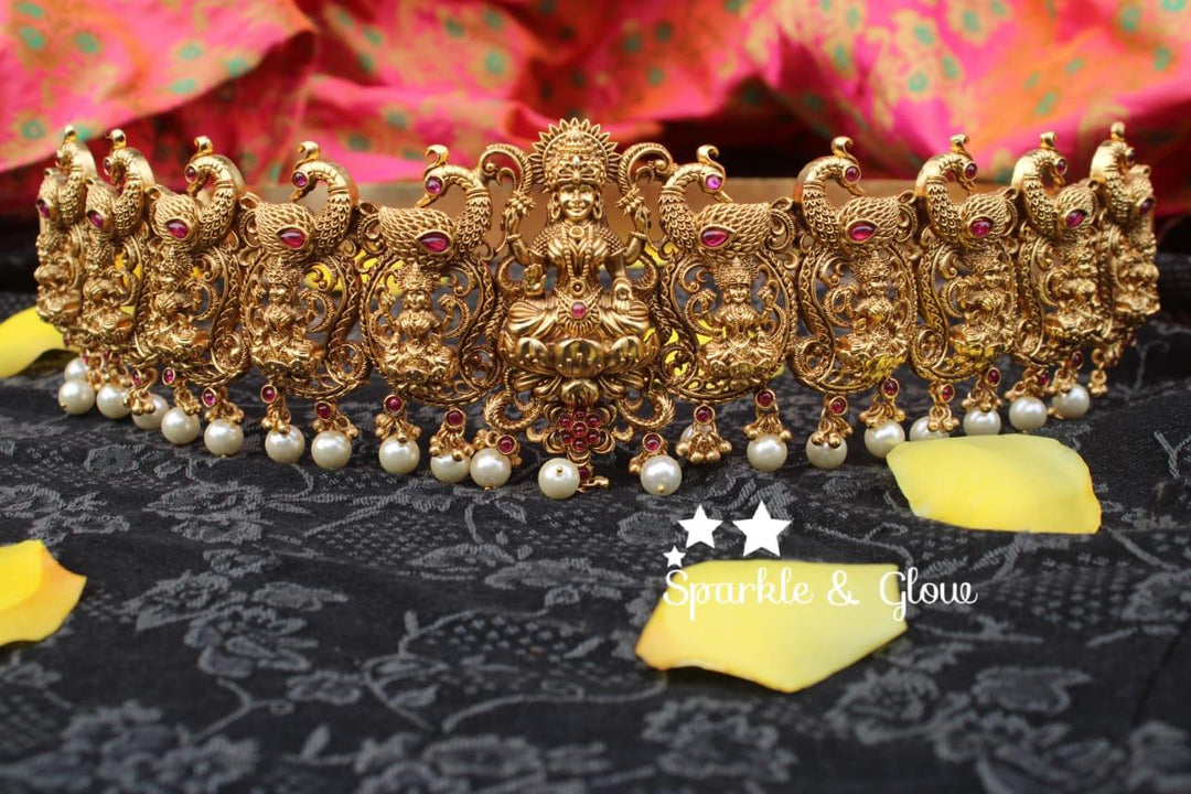 Antic polished nagas, lakshmi and peacock design hipbelt with real kemp stones - Sparkle and Glow
