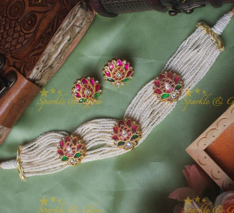 Statemet Pearl Jadau Lotus choker - Sparkle and Glow