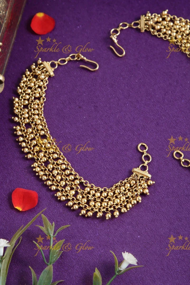 Gold alike cluster beads earchain - Sparkle and Glow